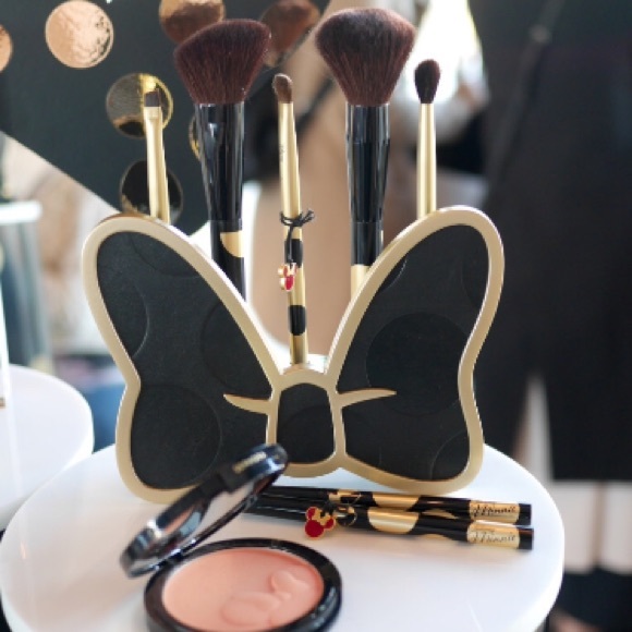 Sephora Minnie Mouse brush holder - Picture 2 of 5